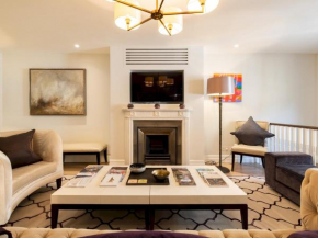 Pass the Keys Luxurious Mews House by South Kensington Station